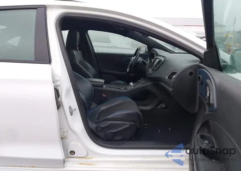 2015 Chrysler 200 S из США, поврежденный, VIN 1C3CCCDG7FN648710